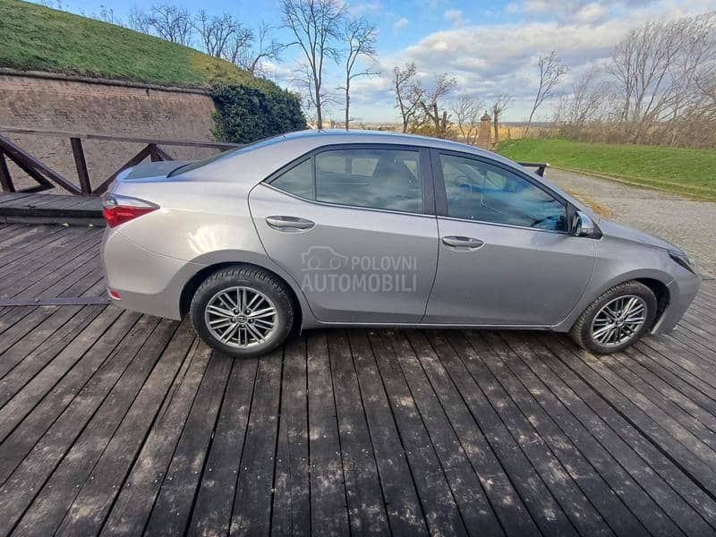 Toyota Corolla 1.6 VVT