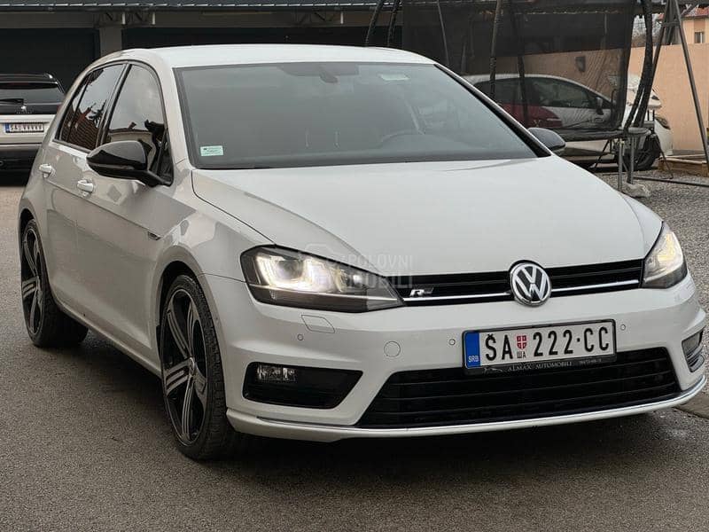 Volkswagen Golf 7 1.6TDI/R-Line