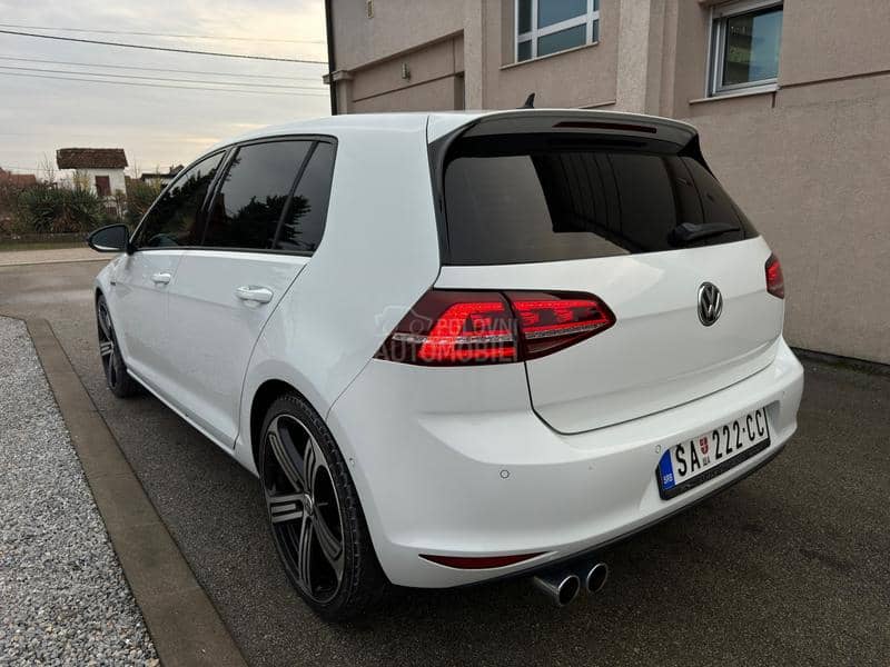 Volkswagen Golf 7 1.6TDI/R-Line