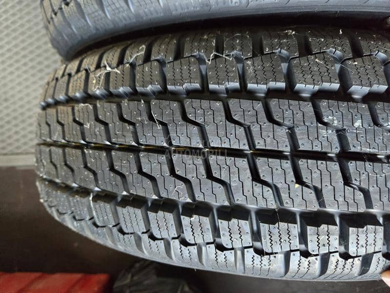 Nexen 215/70 R15 Sve sezone