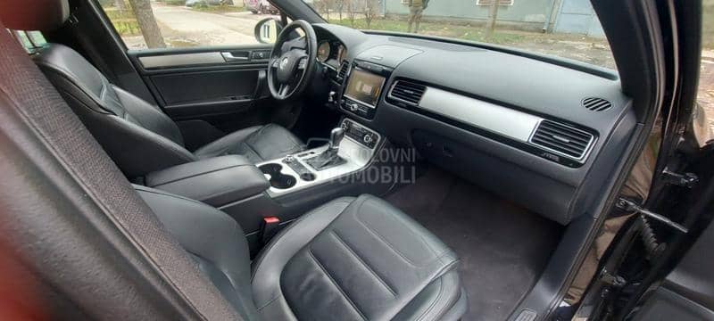 Volkswagen Touareg 3.0 tdi BEZ ZAMENE