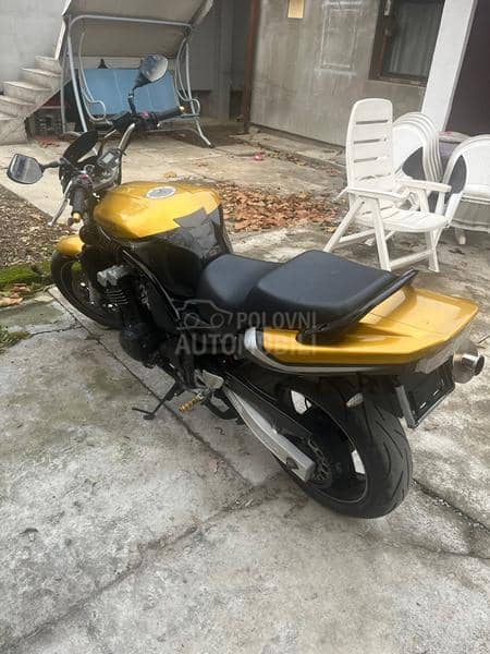 Yamaha FZS600 FAZER