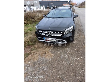 Mercedes Benz GLA 180 dci