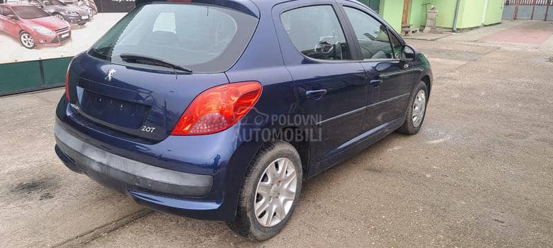 Peugeot 207 1.4 i