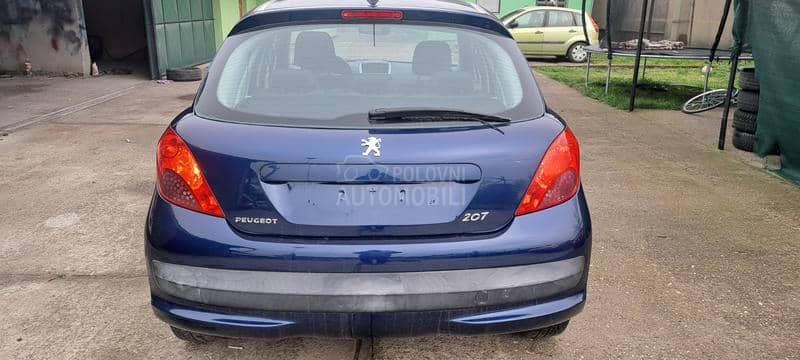 Peugeot 207 1.4 i