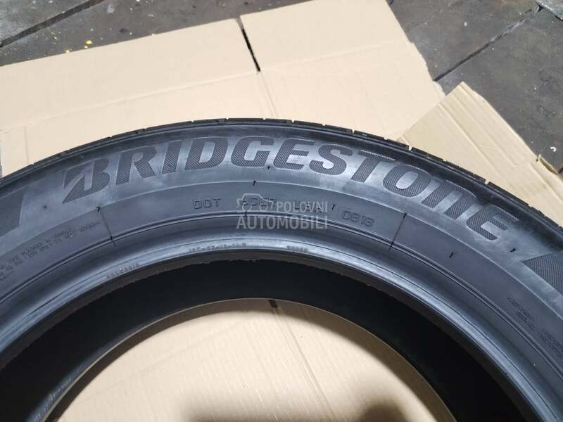 Bridgestone 215/60 R17 Letnja
