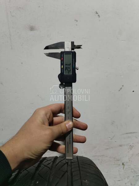 Bridgestone 215/60 R17 Letnja