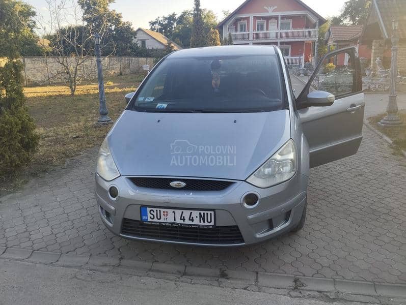 Ford S-Max 