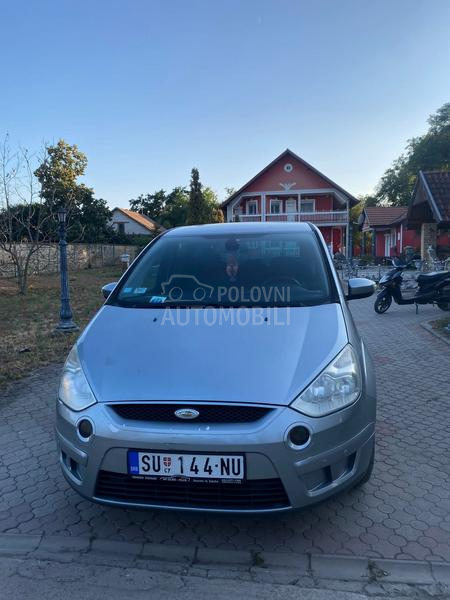 Ford S-Max 