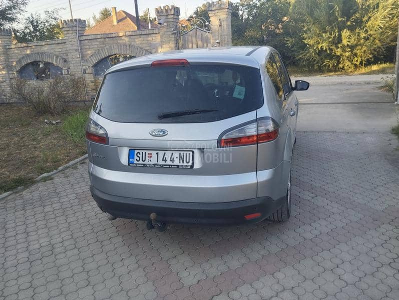 Ford S-Max 