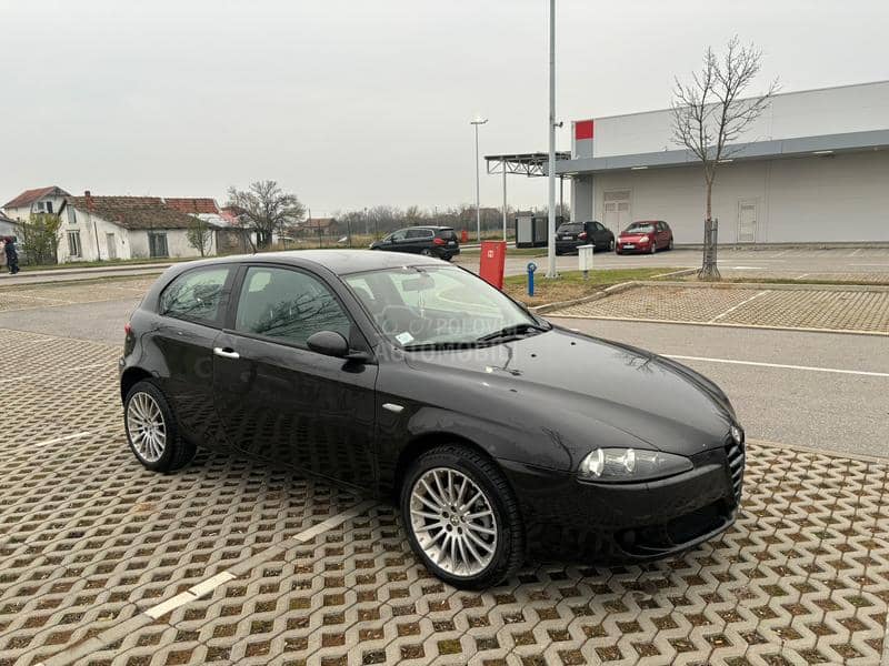 Alfa Romeo 147 