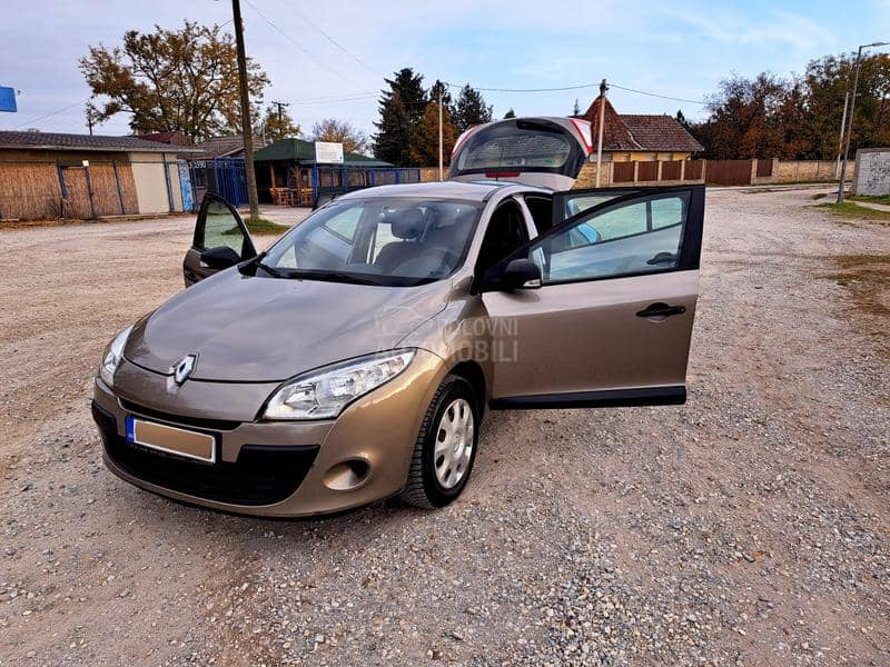 Renault Megane 1.6 16 V GEN