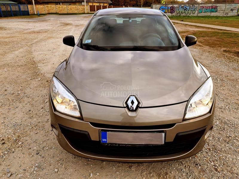 Renault Megane 1.6 16 V GEN