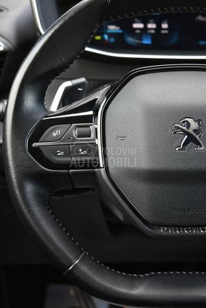 Peugeot 2008 1.5 HDI Allure AT