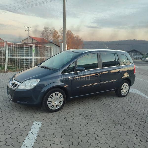 Opel Zafira CH