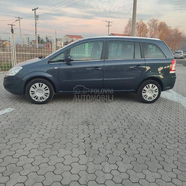 Opel Zafira CH