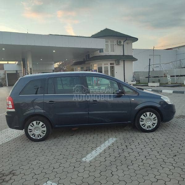 Opel Zafira CH