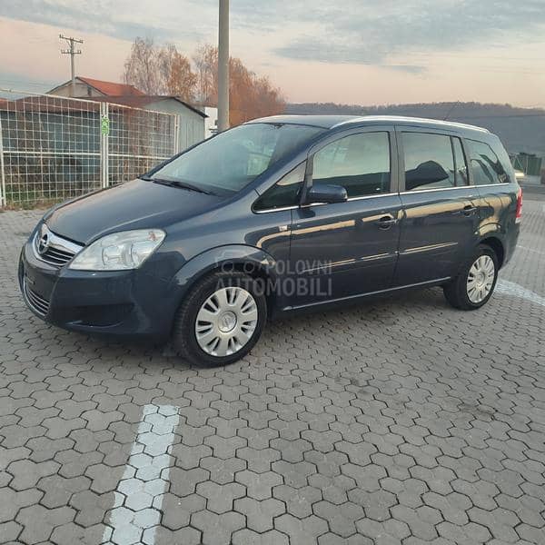 Opel Zafira CH