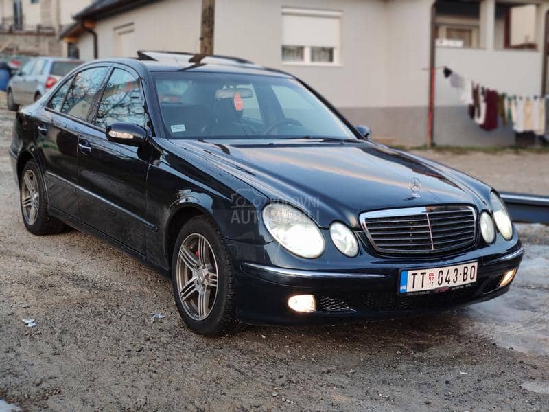 Mercedes Benz E 270 