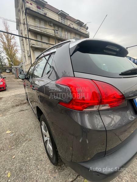 Peugeot 2008 1.6i AUT0MAT NAV