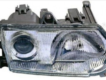 Desni far za Alfa Romeo 145, 146 od 1994. do 2001. god.