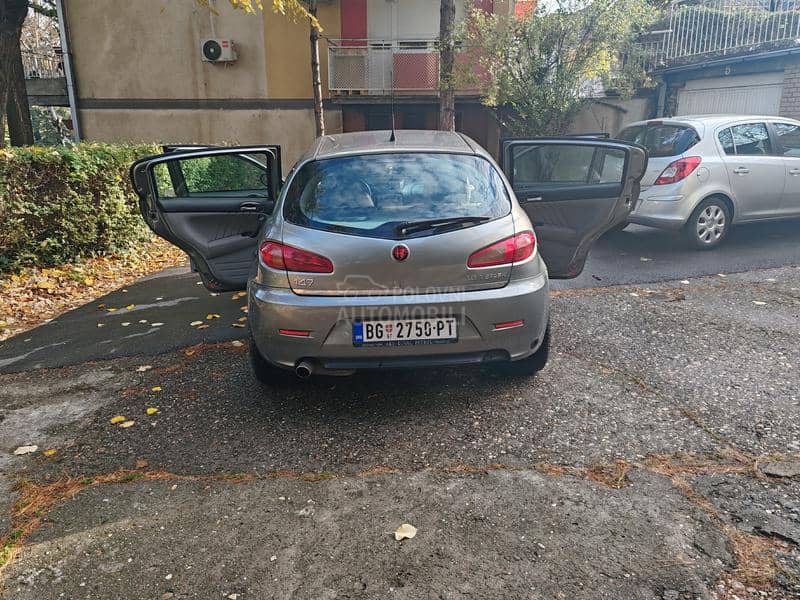 Alfa Romeo 147 1.6