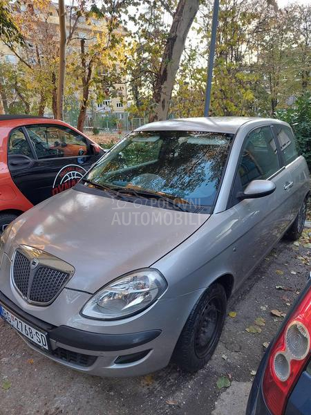 Lancia Ypsilon 