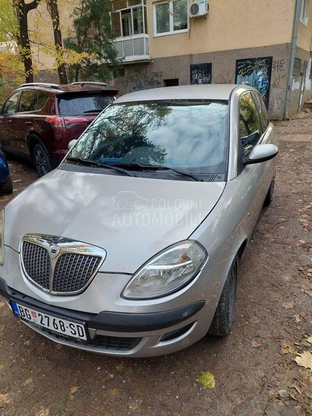 Lancia Ypsilon 