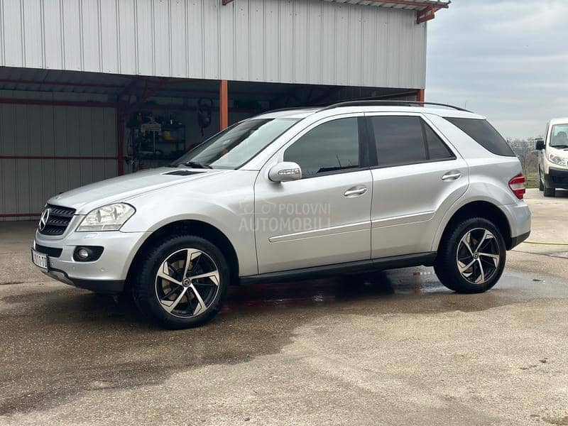 Mercedes Benz ML 280 280 4 MATIC