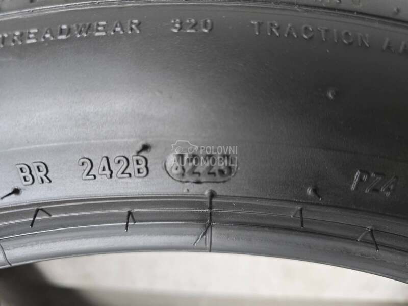 Pirelli 325/35 R23 Letnja