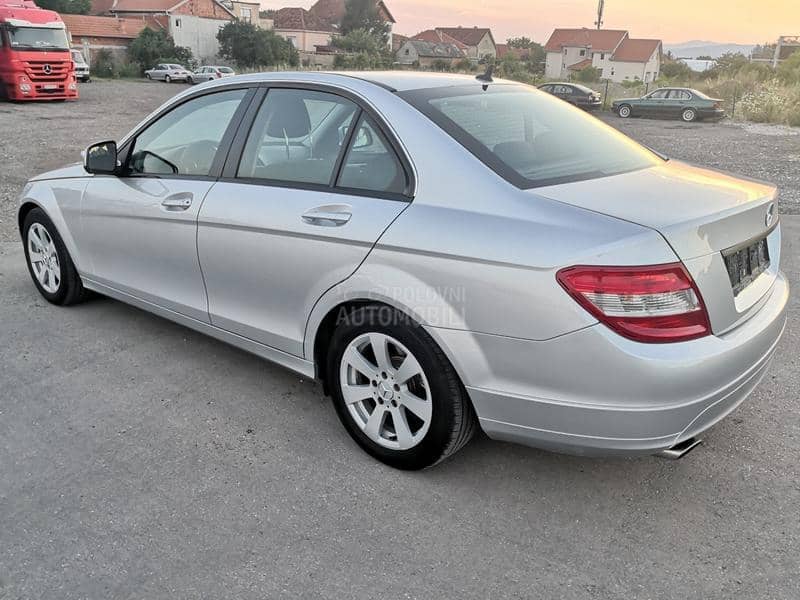 Mercedes Benz C 200 KOMPRESO.R/DE/NOV