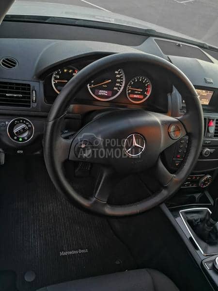 Mercedes Benz C 200 KOMPRESO.R/DE/NOV