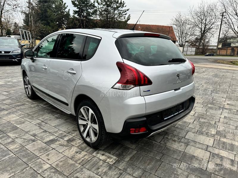 Peugeot 3008 1.6 HDI ALLURE