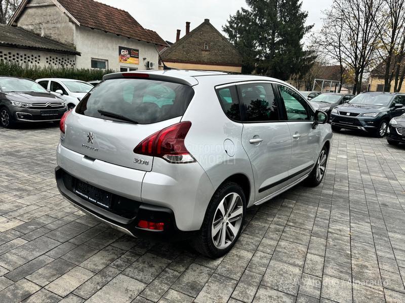 Peugeot 3008 1.6 HDI ALLURE