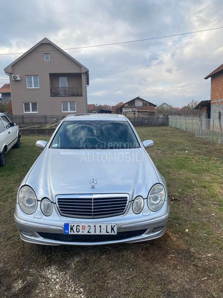 Mercedes Benz E 320 