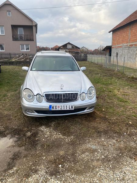 Mercedes Benz E 320 