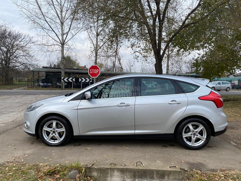 Ford Focus 1,6-CH.TITANIUM