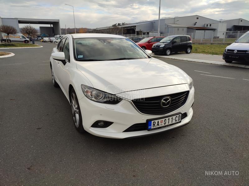 Mazda 6 2.2  AT REVOLUTION