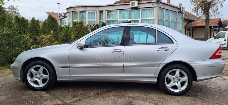 Mercedes Benz C 180 AVANTGARDE/XEN/SIBER