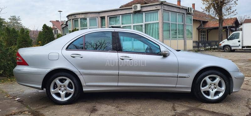 Mercedes Benz C 180 AVANTGARDE/XEN/SIBER