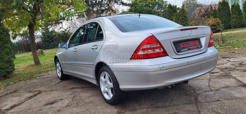 Mercedes Benz C 180 AVANTGARDE/XEN/SIBER