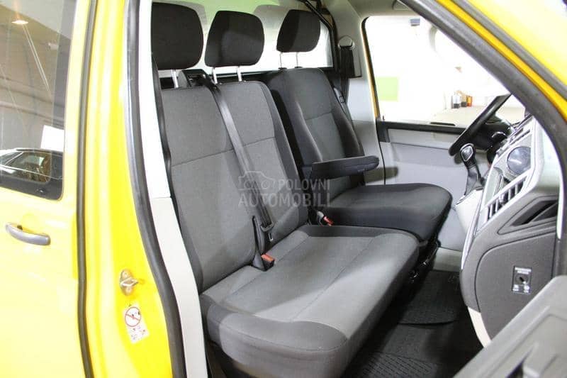 Volkswagen Transporter T6 2.0TDI DSG L2H1