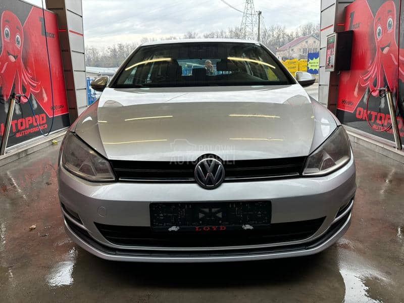 Volkswagen Golf 7 1.4 tsi BLUEMOTION