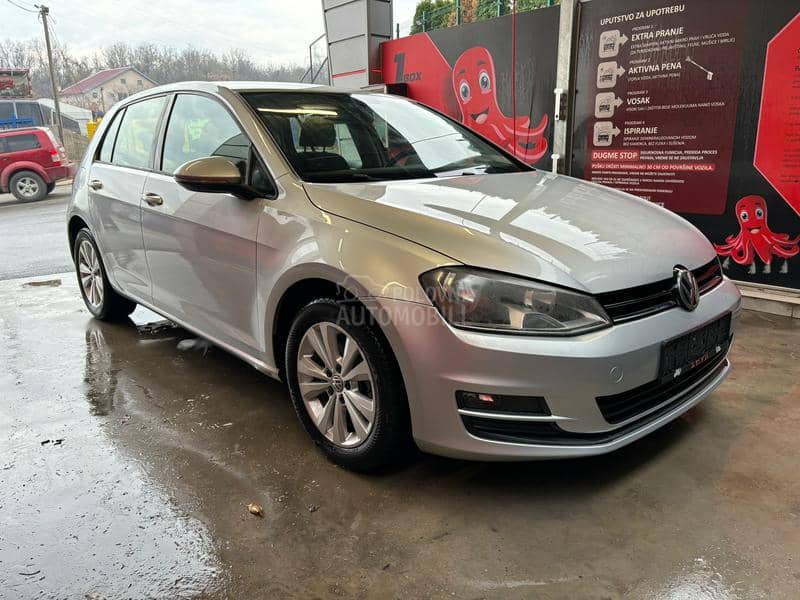 Volkswagen Golf 7 1.4 tsi BLUEMOTION