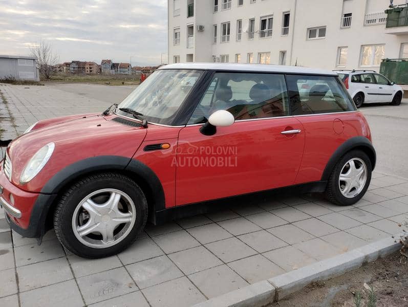 MINI Cooper 