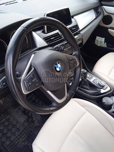 BMW 218 2.0