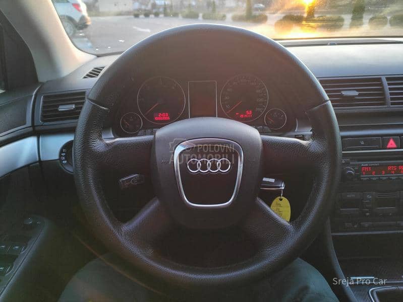 Audi A4 2.0 TDI FUL