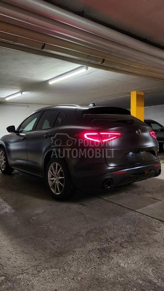 Alfa Romeo Stelvio 2.2