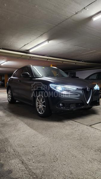 Alfa Romeo Stelvio 2.2