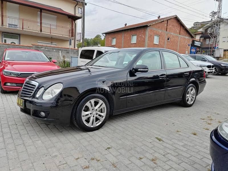 Mercedes Benz E 200 